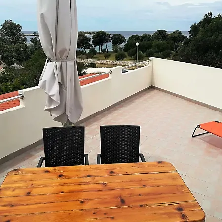 Rosanda Apartament Premuda