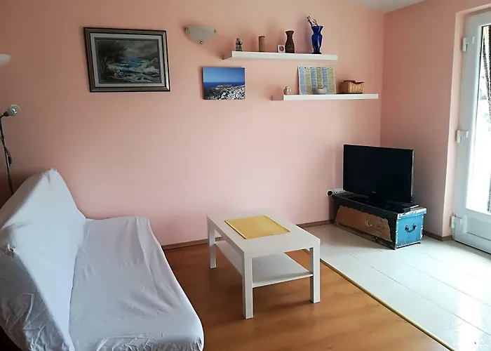 Rosanda Apartamento *